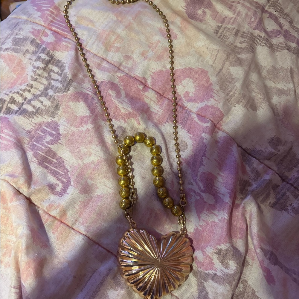 SHEIN Gold Crossbody Bag with Elegant Design